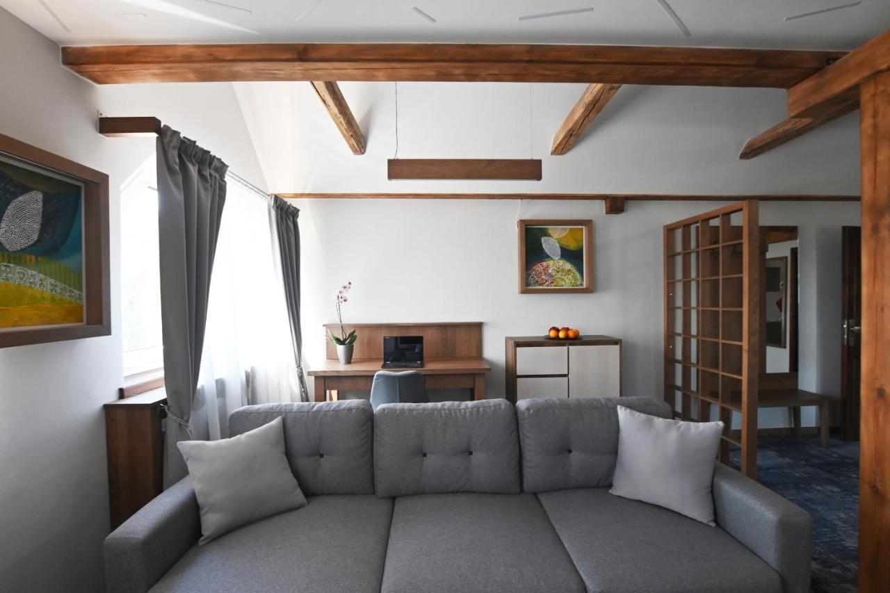 Apartmany Spessart Chomutov Exterior foto